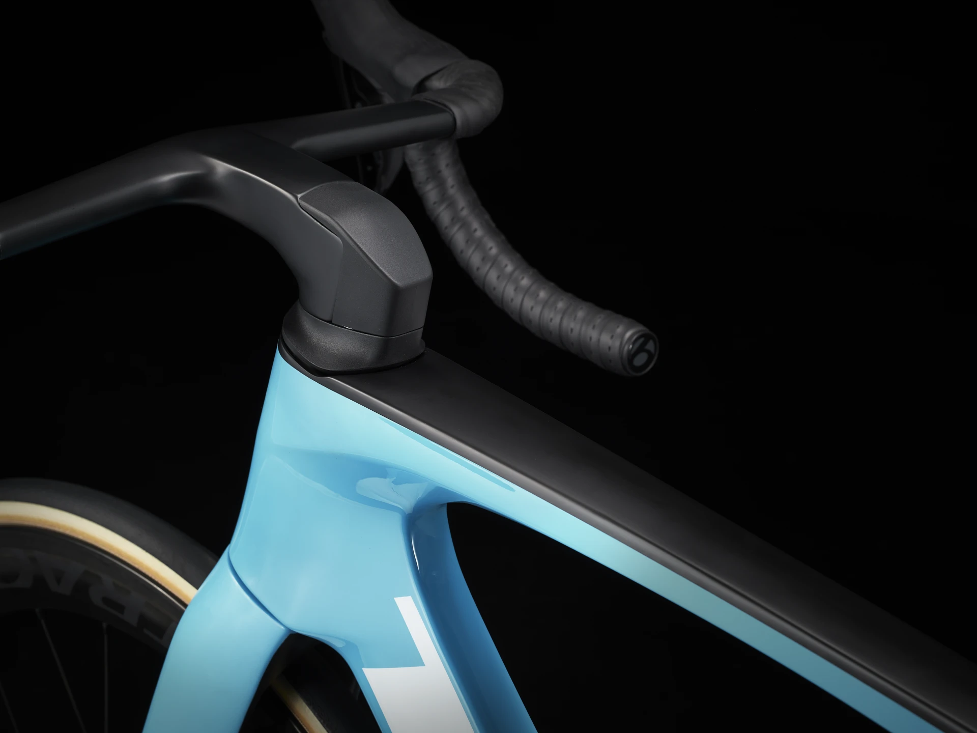 All new Eclipse-Rider features Invisible Cable Routing